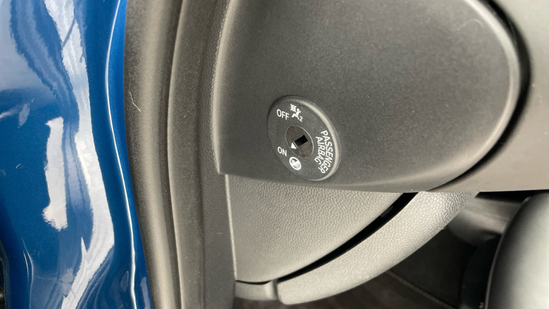 MINI Hatchback 2.0 Cooper S Exclusive 3dr Auto Petrol Hatchback